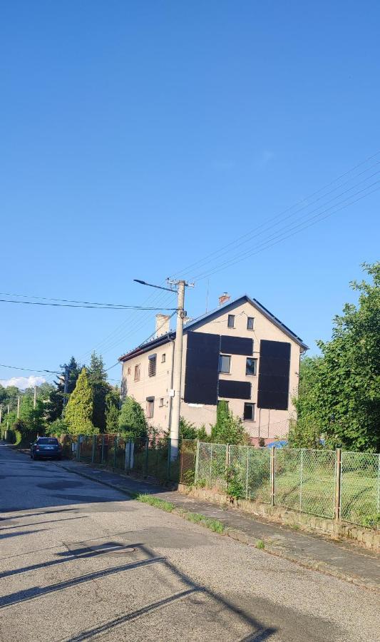Apartman Radim Vratimov Luaran gambar